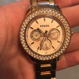 rose gold fossil watch
